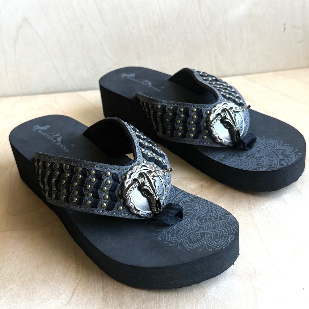 Montana West Womens 10 Black Studded Bull Skull Concho Platform Wedge Flip Flops